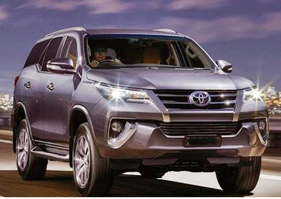 2018 toyota fortuner canada review